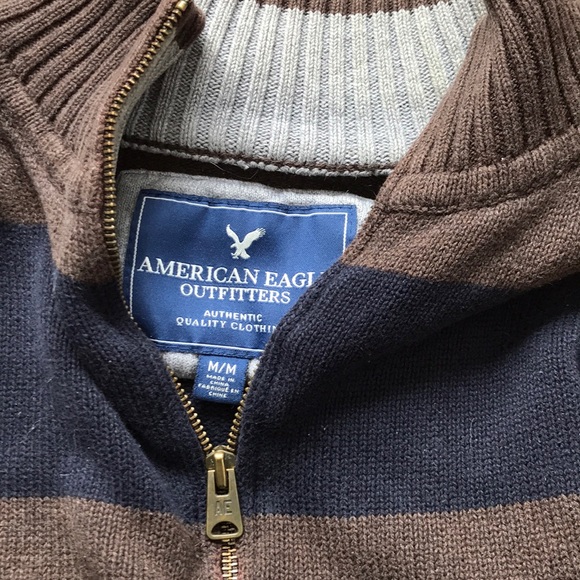 Men’s American Eagle Medium Sweater - Picture 2 of 3